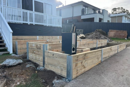 Timber-Retaining-Wall